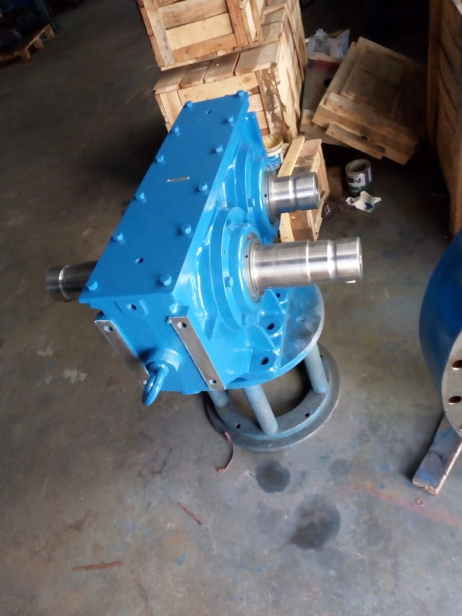 Unbalanced exciter unit